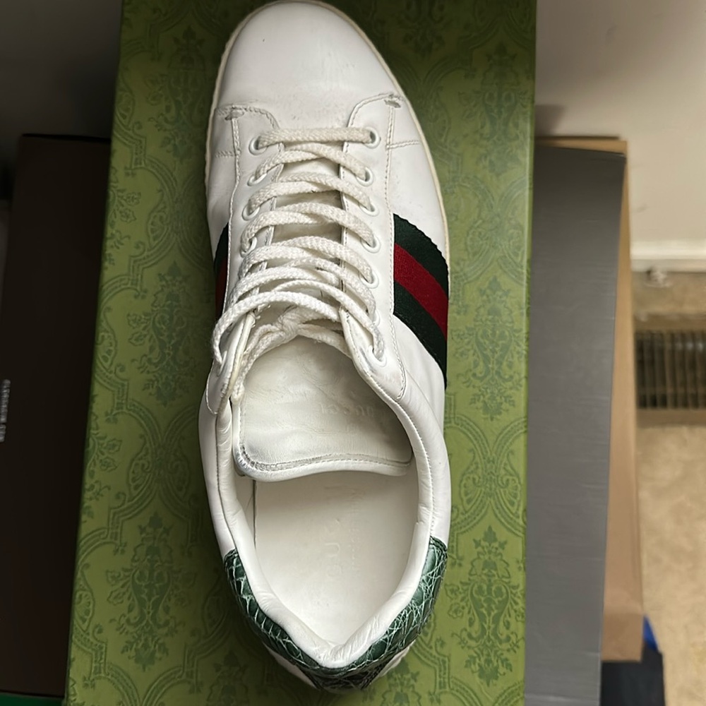 Vintage Gucci Sneake Men’s US size 10